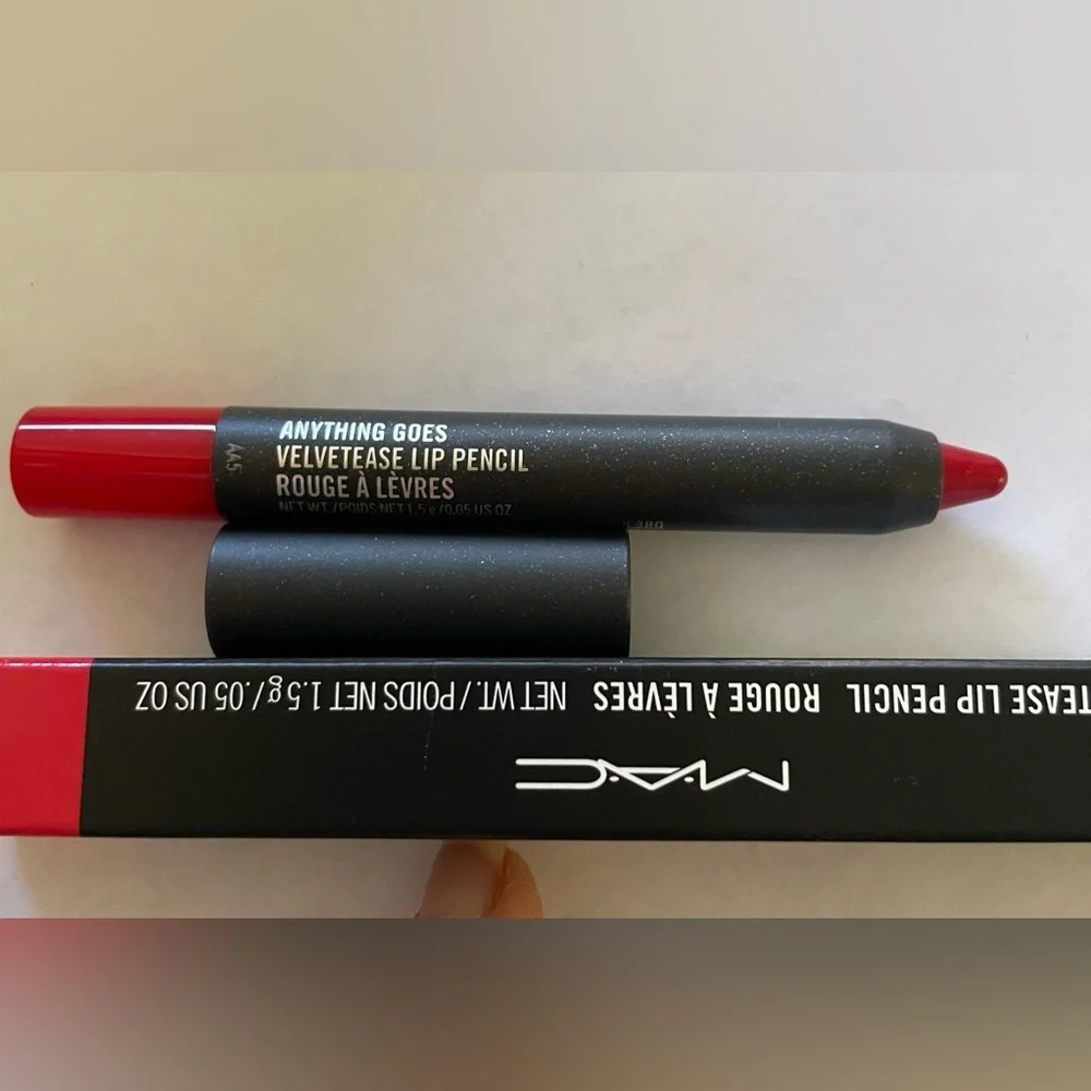 MAC Velvetease Lip Pencil ANYTHING GOES Full Size Brand New Shade Red